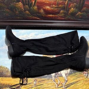 Lexi & Abbie Black Knee-High Boots with Lace-Up Detail